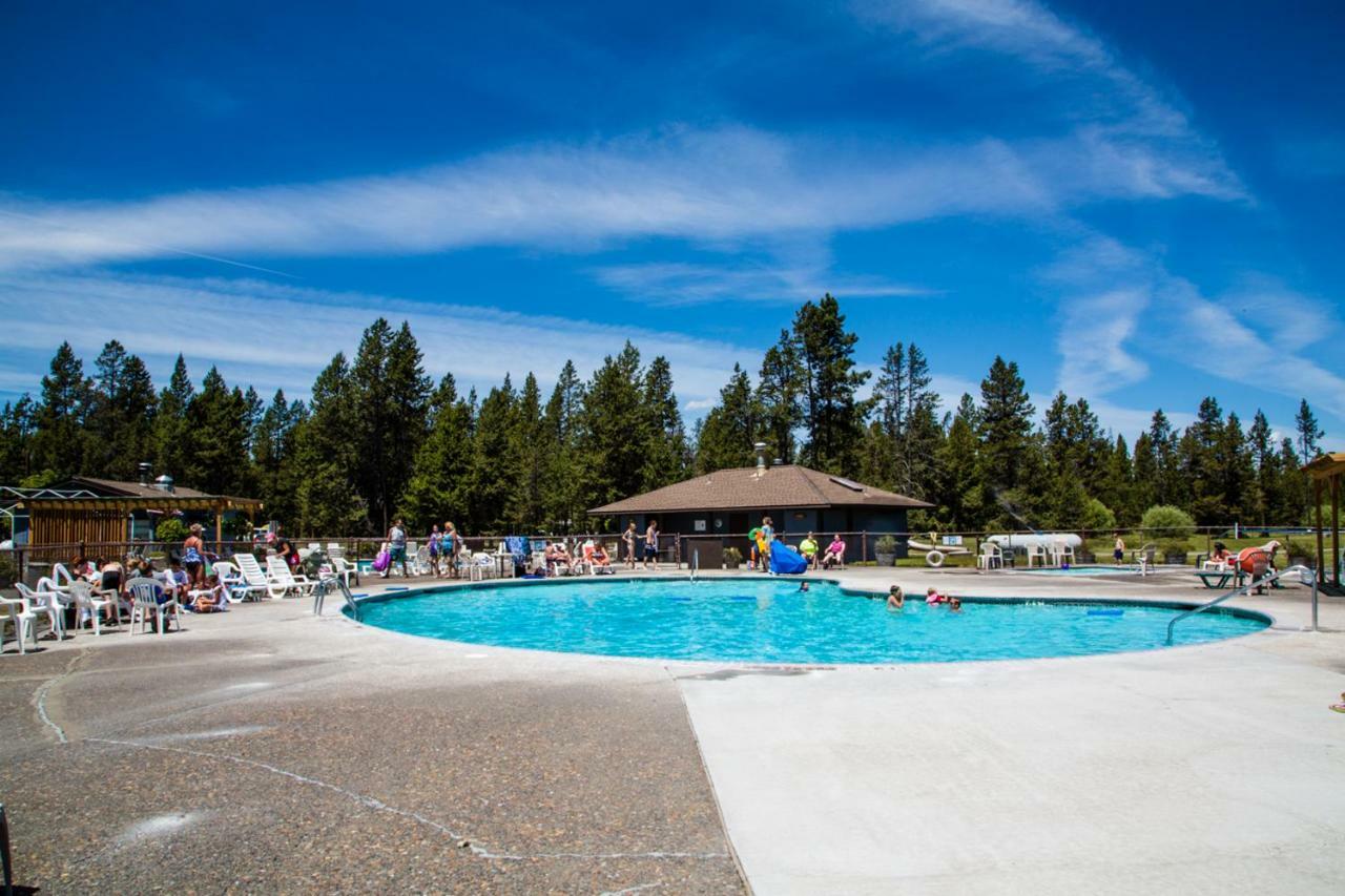 Bend-Sunriver Camping Resort Studio Cabin 6 Екстер'єр фото