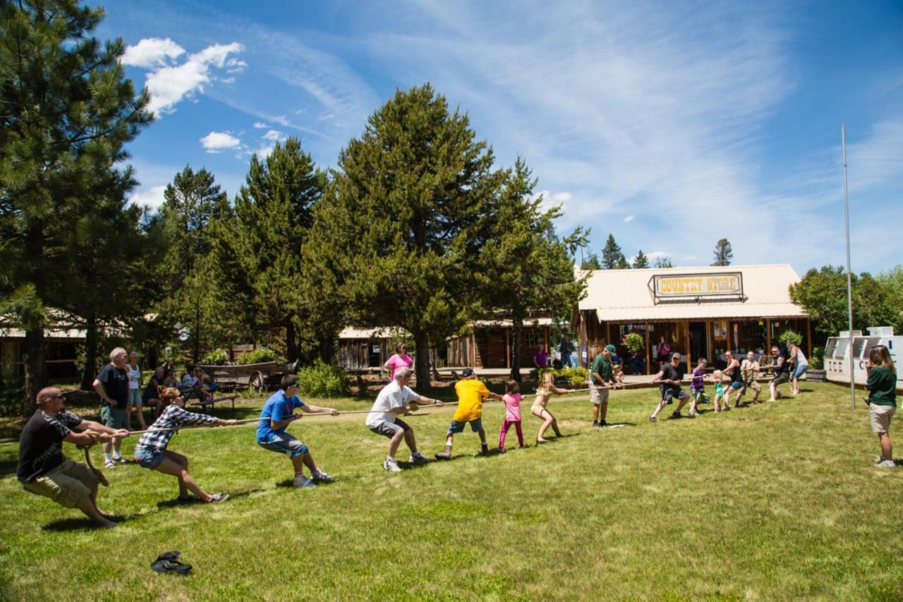 Bend-Sunriver Camping Resort Studio Cabin 6 Екстер'єр фото