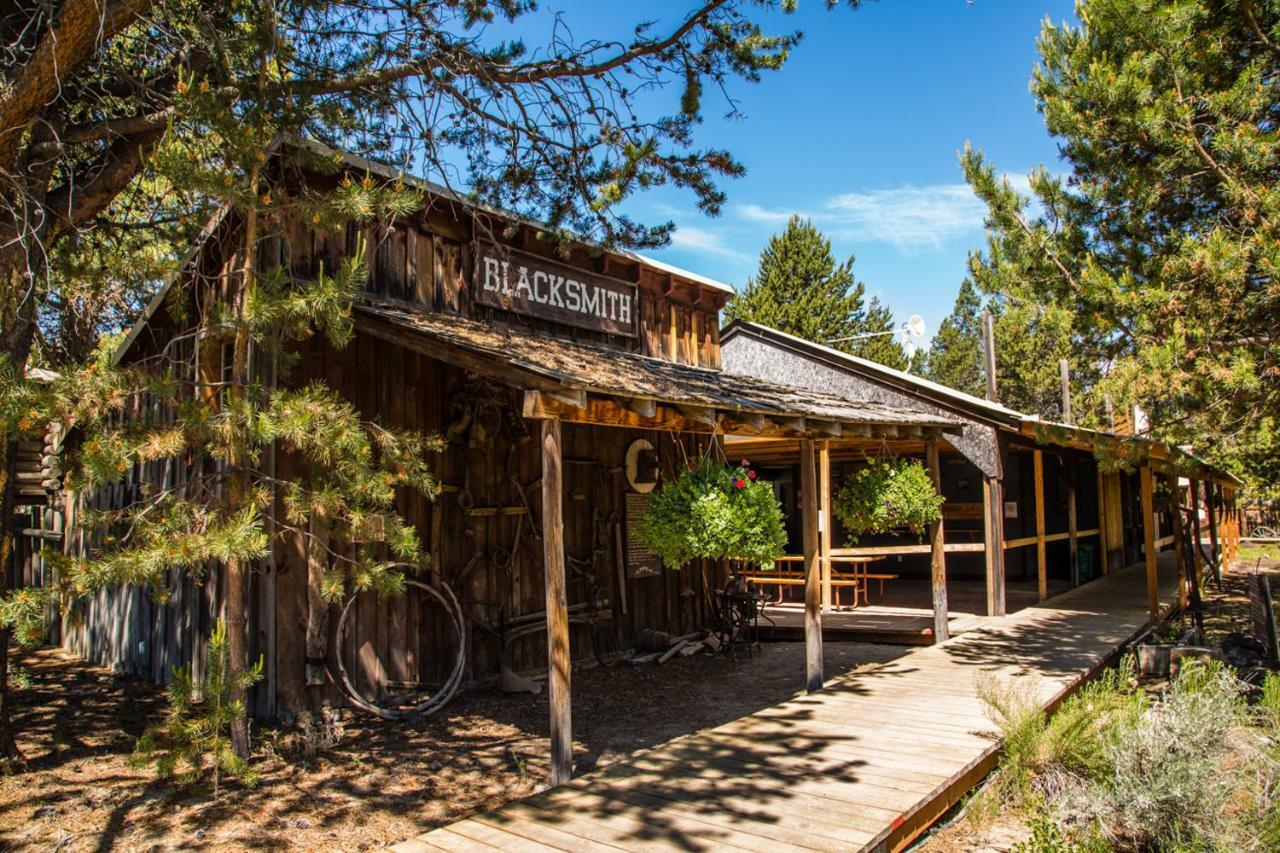Bend-Sunriver Camping Resort Studio Cabin 6 Екстер'єр фото